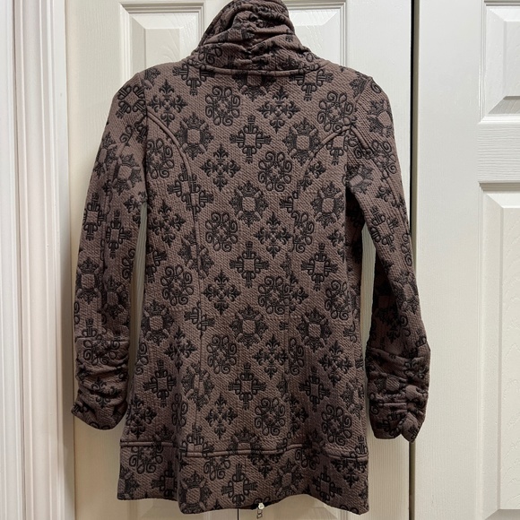 Jacket/coat by Tonia Debellis in a thick knit fabric, lightly worn - Picture 2 of 5